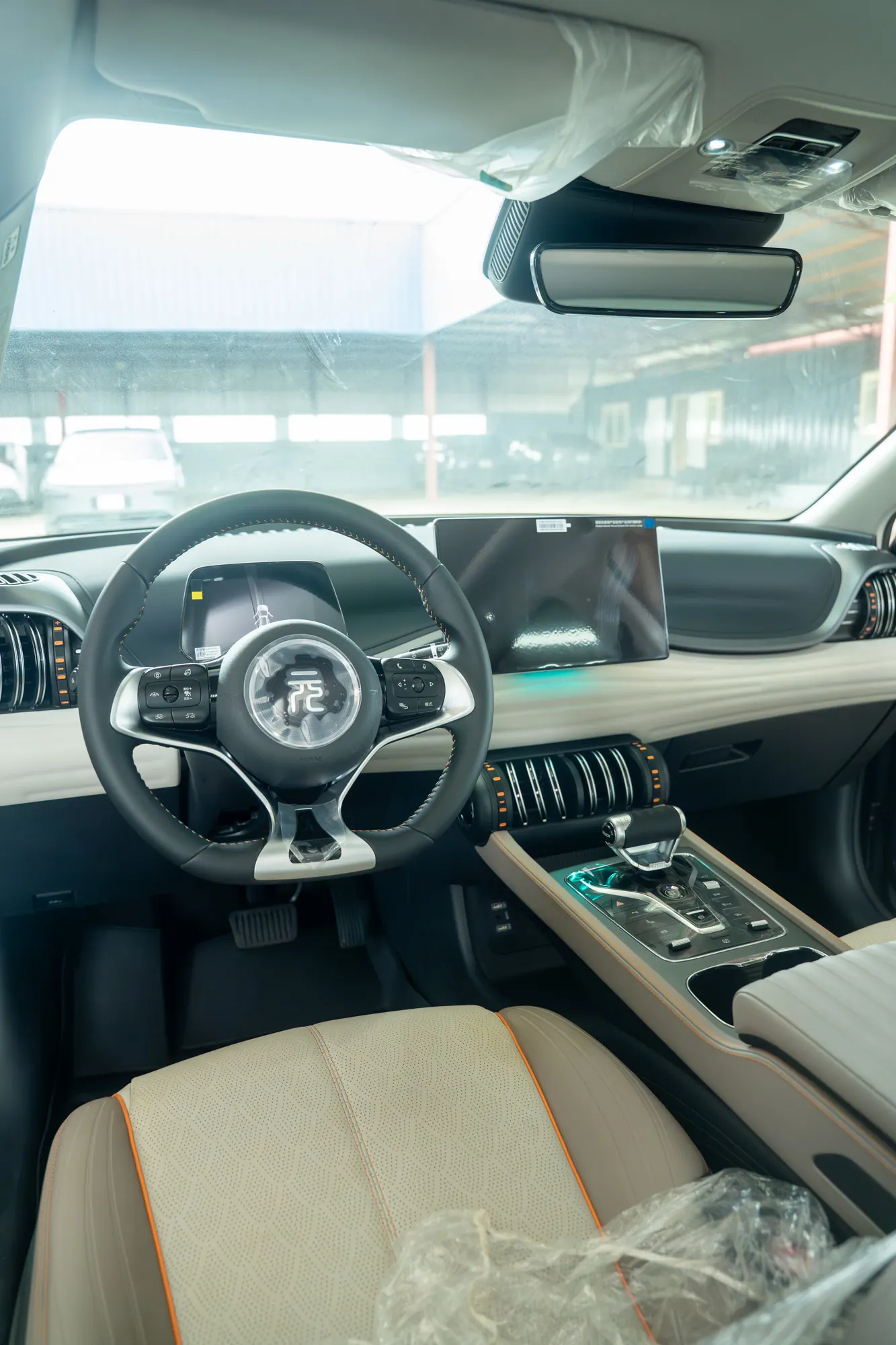 BYD ATTO 3 — interior view 20