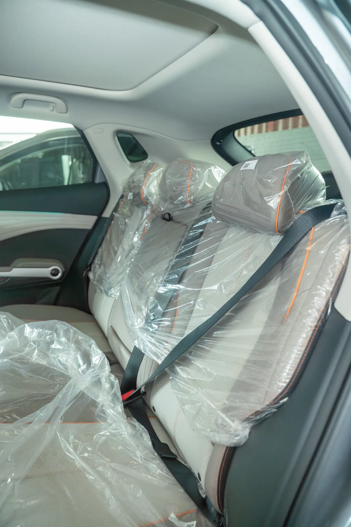 BYD ATTO 3 — interior view 24