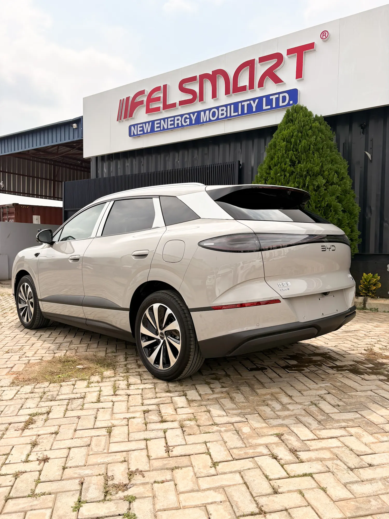 BYD Sealion 06 DM-i — exterior view 8