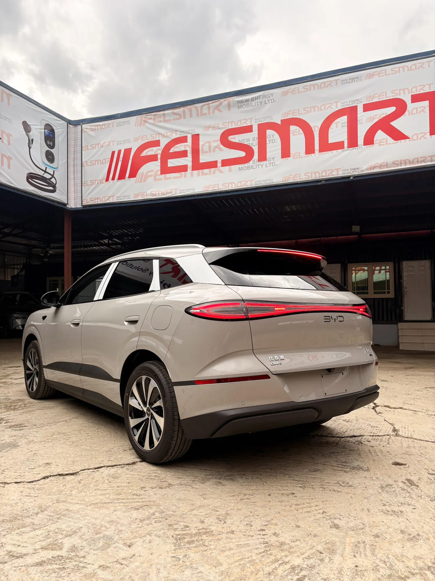 BYD Sealion 06 DM-i — exterior view 9