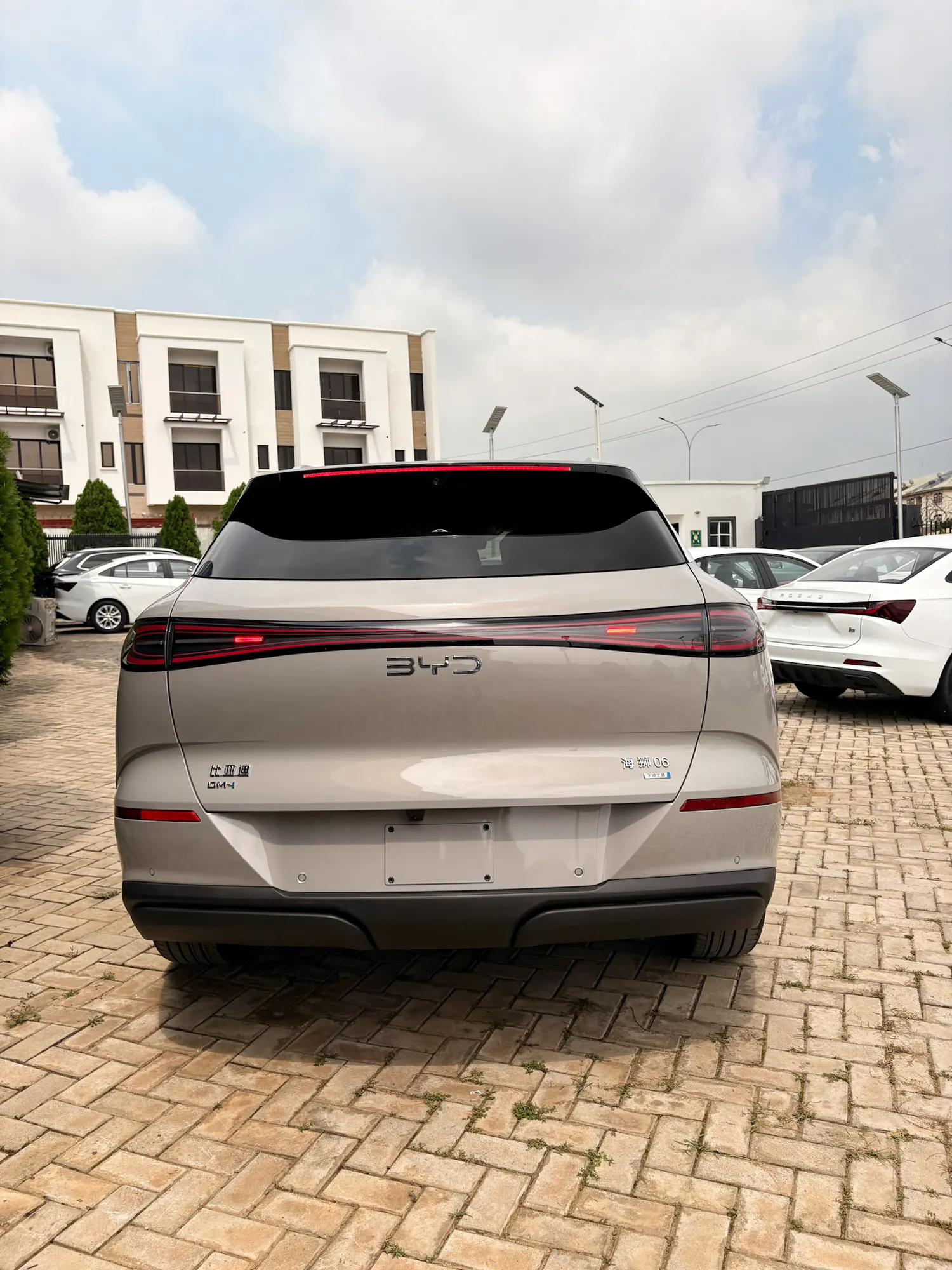 BYD Sealion 06 DM-i — exterior view 11