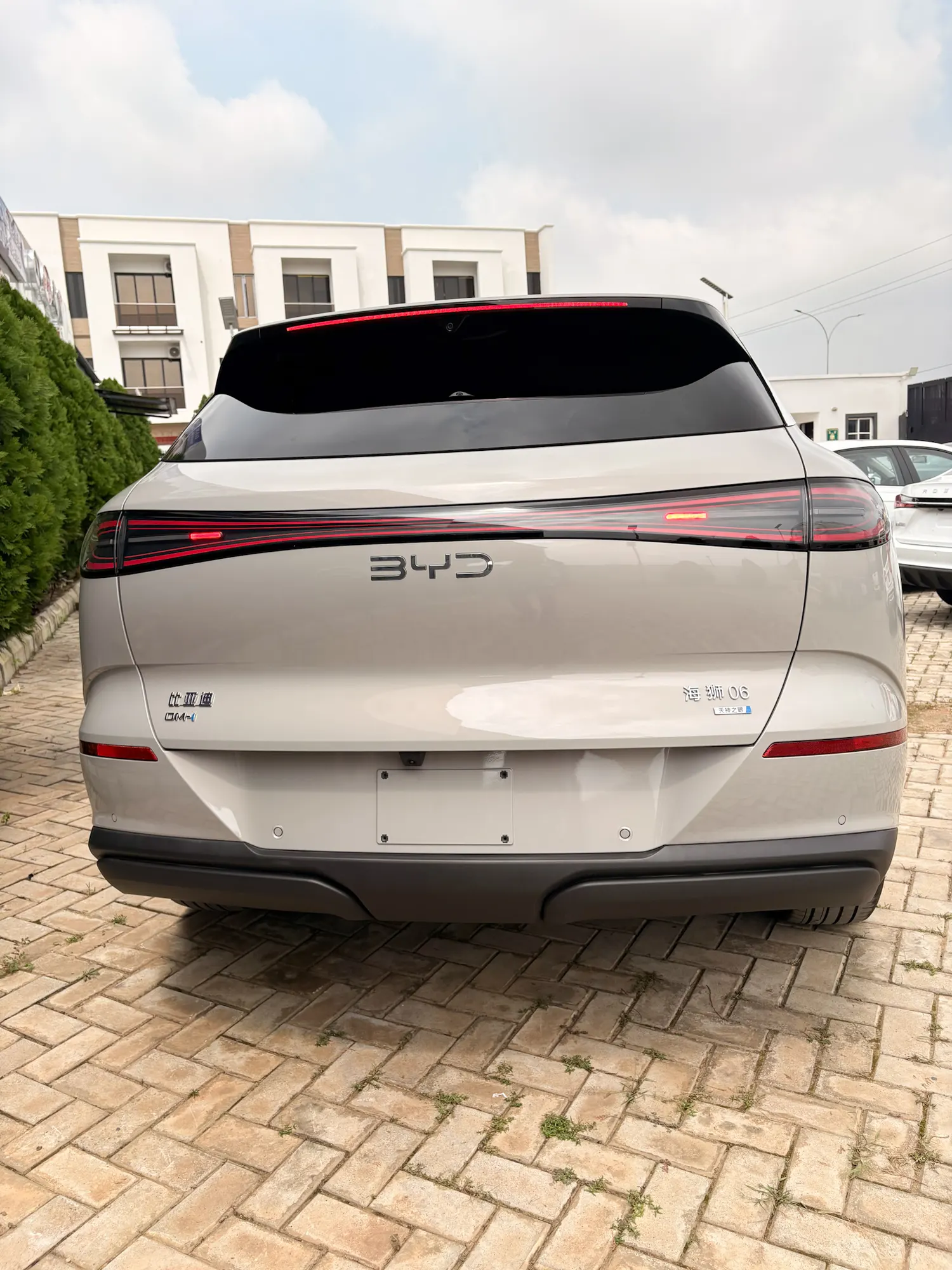 BYD Sealion 06 DM-i — exterior view 12