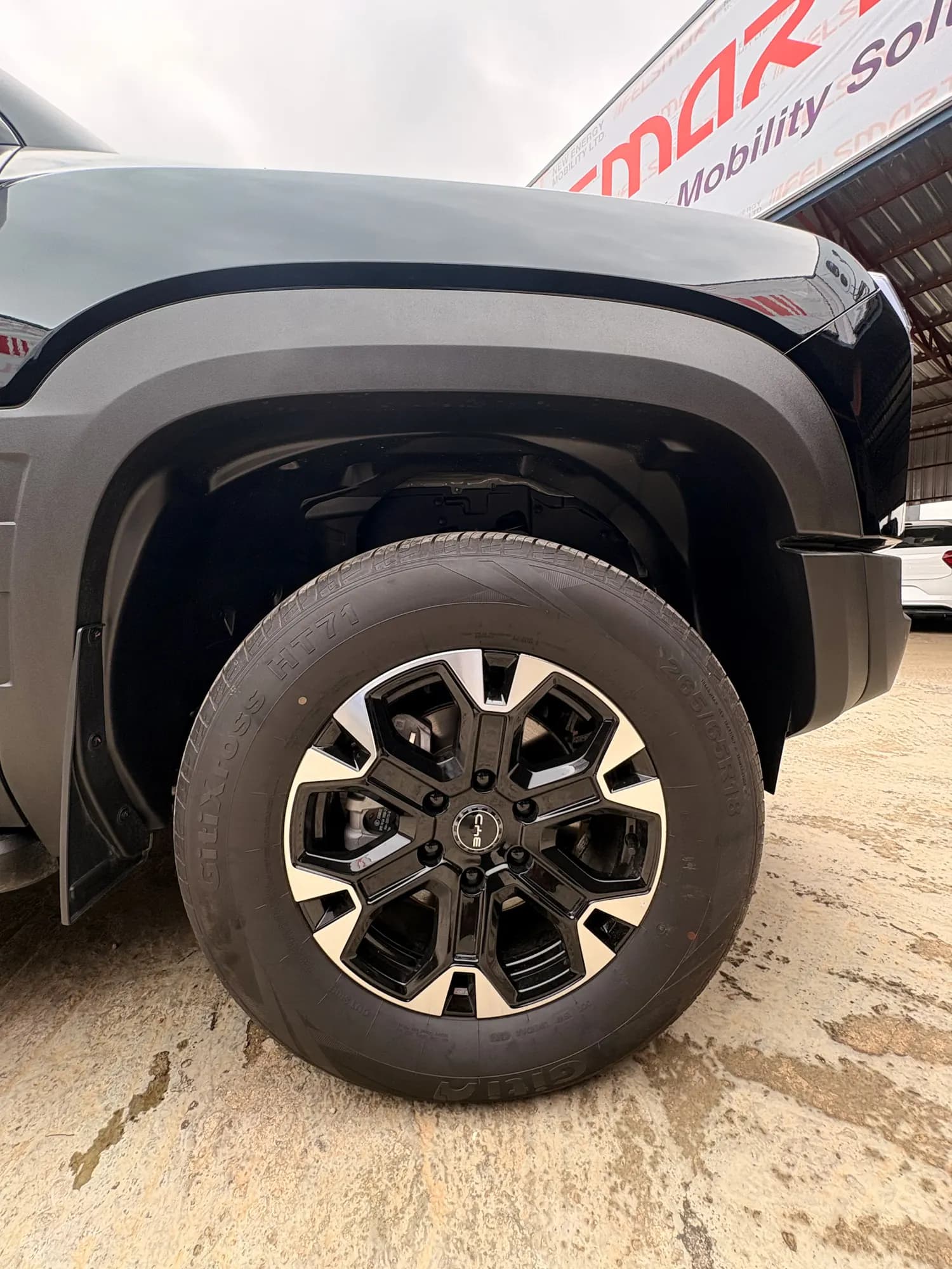 BYD Shark 6 — exterior view 7
