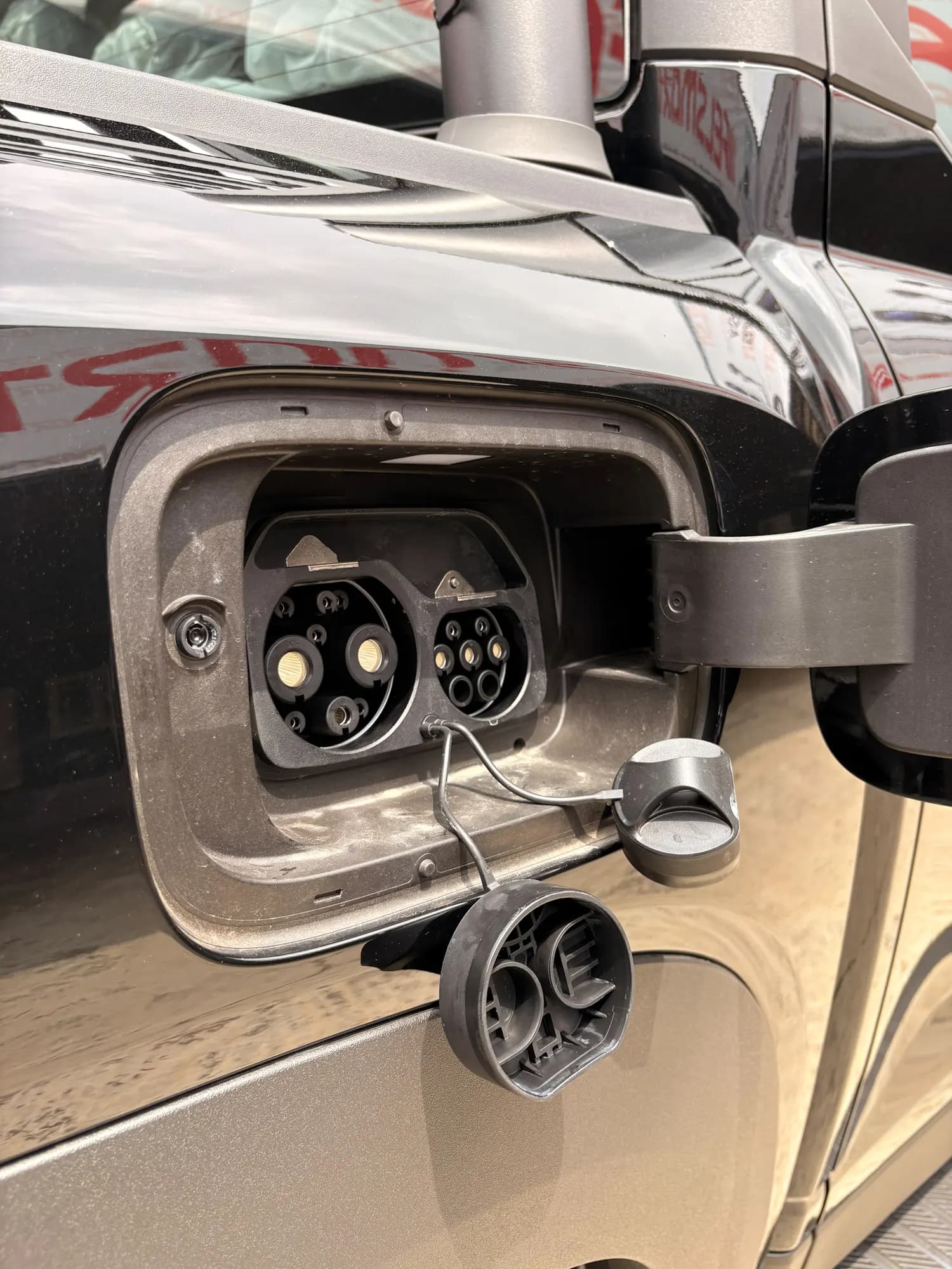 BYD Shark 6 — exterior view 11