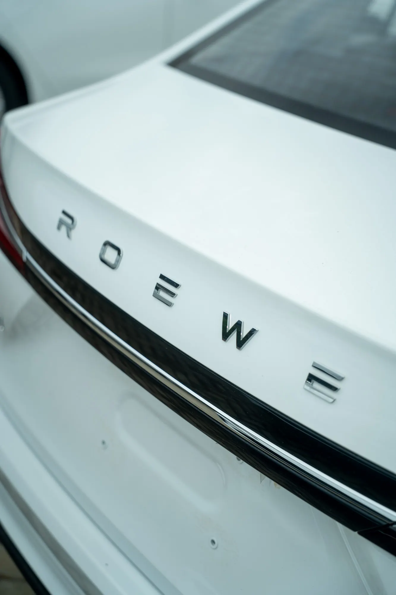 Roewe i5 CNG — exterior view 17