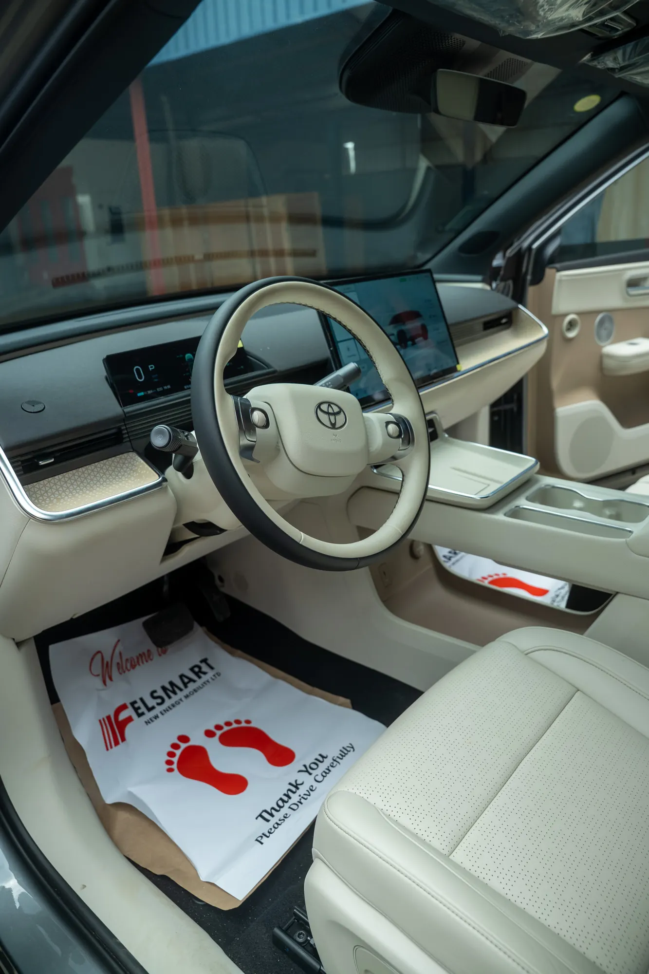 Toyota bZ3X — interior view 10