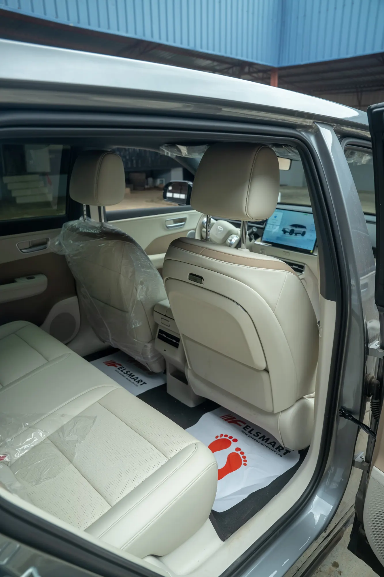 Toyota bZ3X — interior view 21