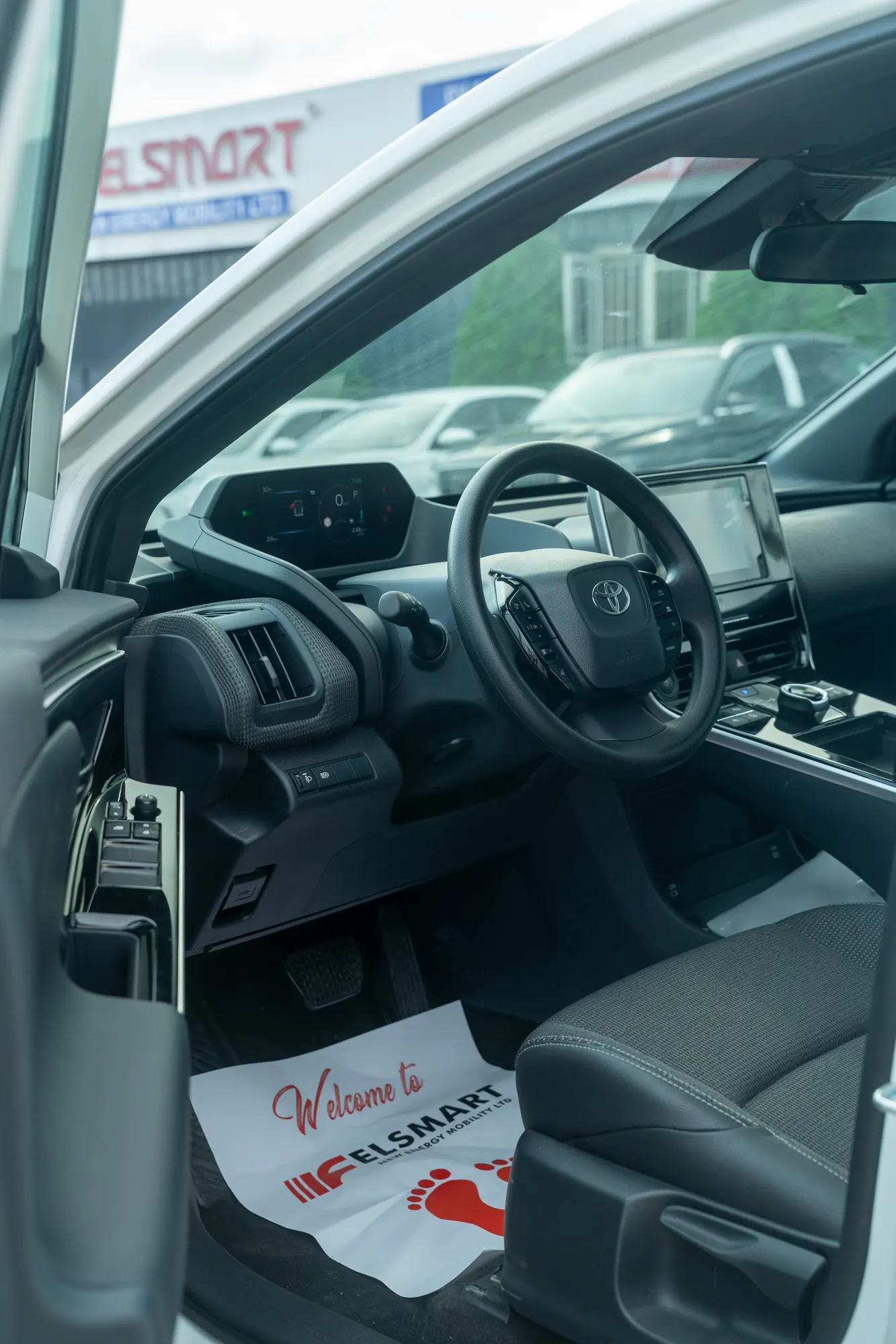 Toyota bZ4X — interior view 33